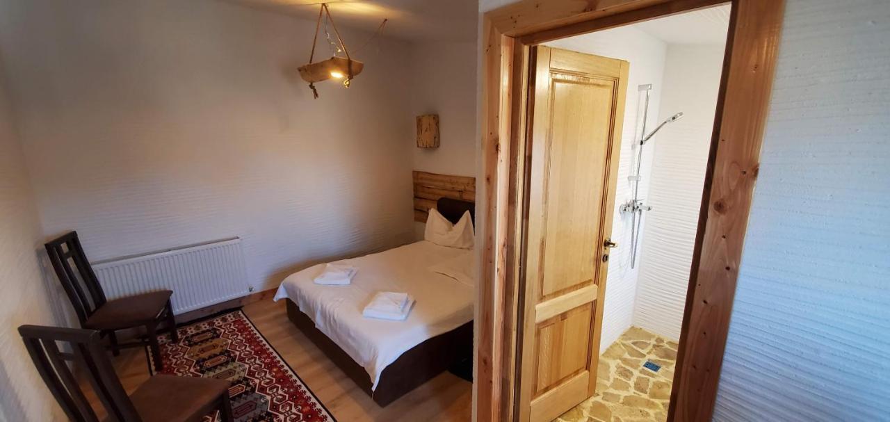 Ferma Dacilor Hotel Tohani Eksteriør billede