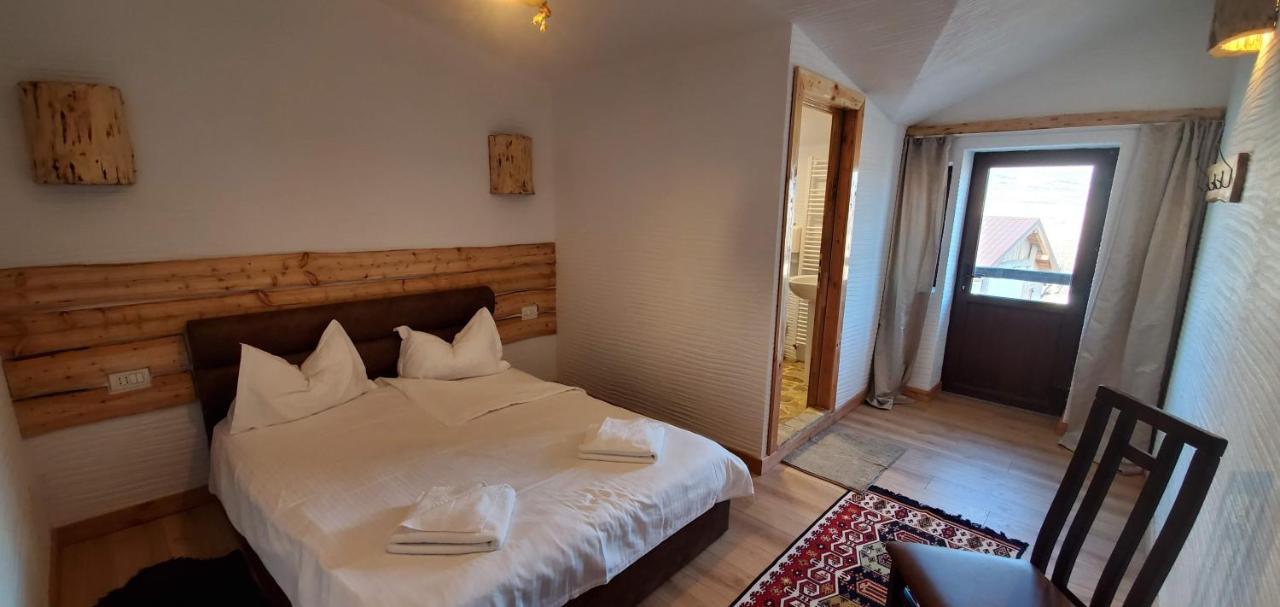 Ferma Dacilor Hotel Tohani Eksteriør billede