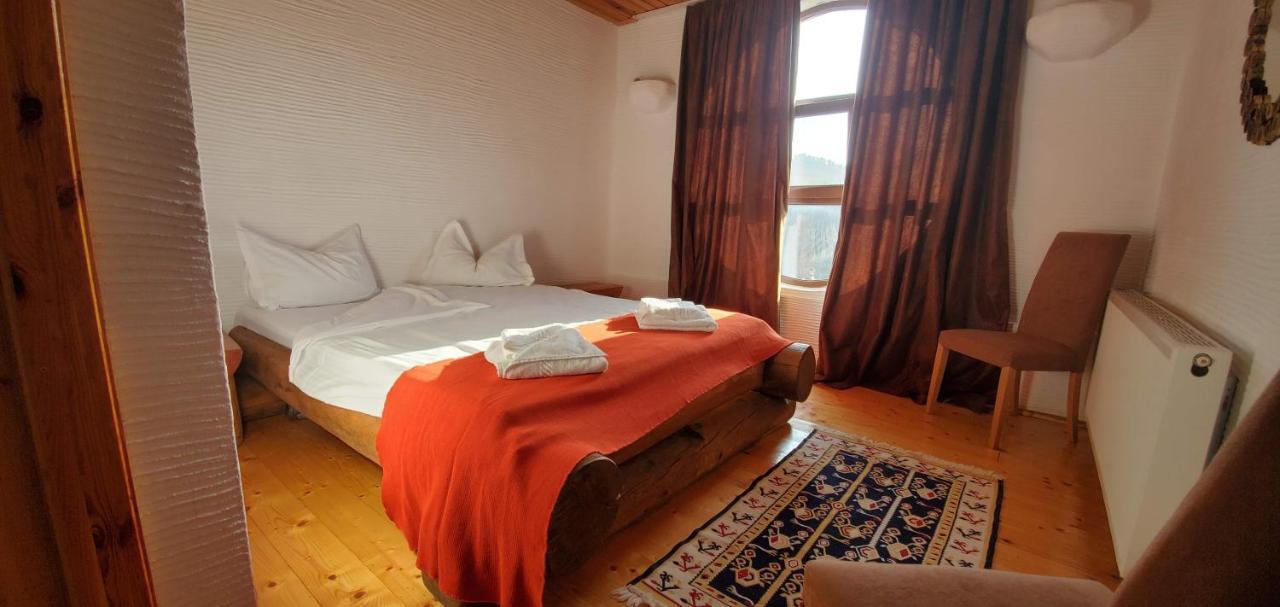Ferma Dacilor Hotel Tohani Eksteriør billede